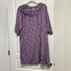 Avenue top, size 18/20
